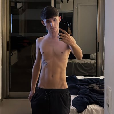 (conta 70k antiga caiu) Pack na DM / Conteúdo 🔞👉🏻 https://t.co/ypNVFWHydc