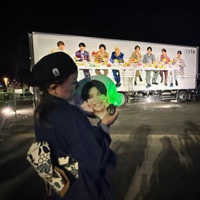 見習いDJ。たまに舞台役者。たまに演劇制作。ex.シアターねこカンパニー。夢は藤村DとDJする事。ハロープロジェクト歴27年。ロック馬鹿、音楽雑食。Snow Man、SixTONES、timelesz 、水曜どうでしょう藩士、基本ライブハウス。演劇制作、役者、DJ。DMにてお声かけください。