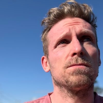 Write (extensively) about pop music. 🎙️ Co-host @cantstoppop podcast with @matkinsactor. Long-term Sonic The Hedgehog-apologist.