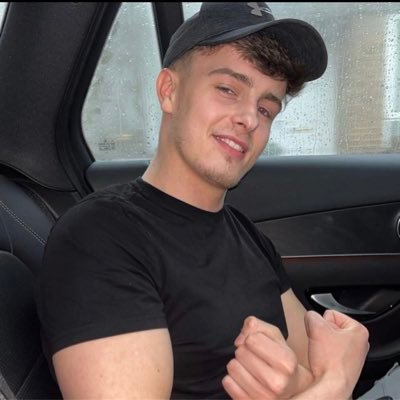 scottf99_'s profile picture. 1 Step Backwards , 2 Steps Forward