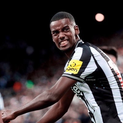 AlexIsakkkk's profile picture. @LFC Fan account | DM for F4F | Turn on notis🔔 | Not affiliated with Alexander Isak