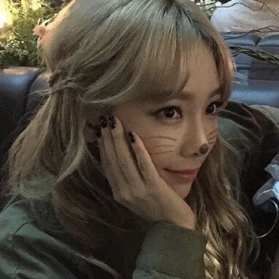 l0v2_39's profile picture. 김태연의 연하녀