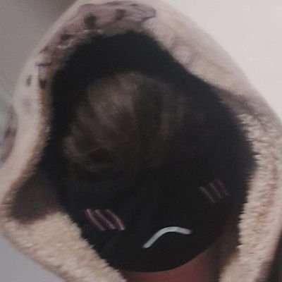worlds no.1 Cuddler.
asexual :3
silly boy, silly thoughts. https://t.co/TmEaKtCQo5