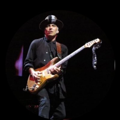 This is my temporary private account. Official Page @nilslofgren