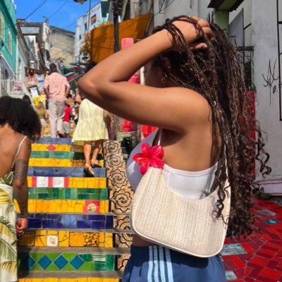 sihem_elb's profile picture. 