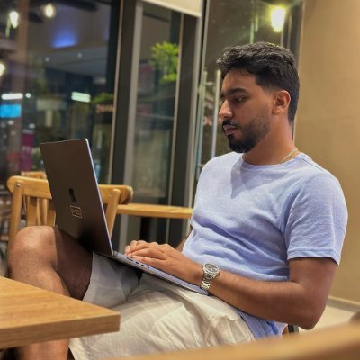👨🏽💻 Frontend web developer & UI/UX designer.
🚀 Working on https://t.co/Svwz27dubt