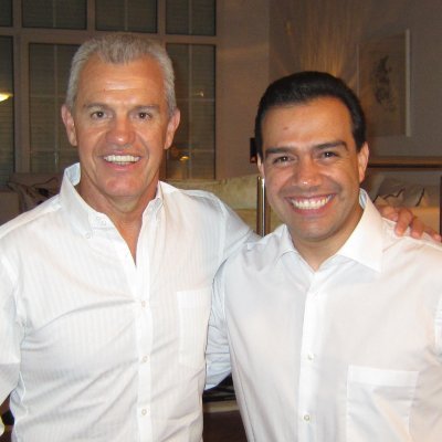 Que se pregunten por qué sigo sonriendo...
Heraldo Radio 98.5, Ovaciones, La Jornada Hgo y EM, Magnamedia
Conferencias: Contacto edgar.valero@magnamediagroup.us