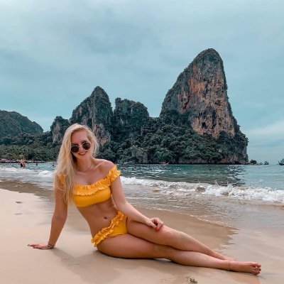 I enjoy swimming, traveling, listening to music, and playing golf. I'm a beauty salon owner, senior graphic designer, and cryptocurrency investor!#USA