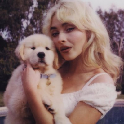i hate it here so i will go to secret gardens in my mind
💚💛💜♥️🩵🖤🩷🩶🤎💙🤍❤️🔥
Taylor + Sabrina + Gracie 💌🎀