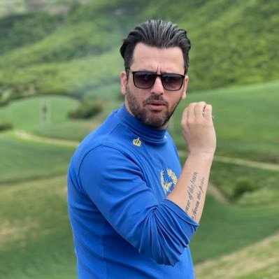 ahangarimohssen's profile picture. آن را که منم چاره ، بیچاره نخواهد شد "الله"