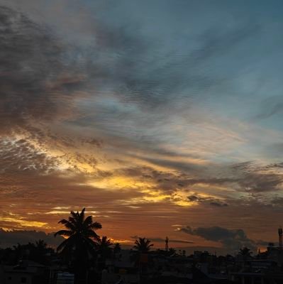 ShetShreyas's profile picture. Yoo