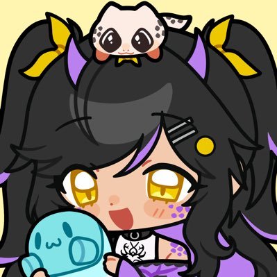 girl with her gecko (GOOBY) ⭑.ᐟ 𓆈 #chrchieart 💜https://t.co/K6zJ1nx5gW