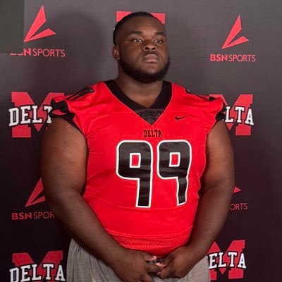JacariWatson2's profile picture. MDCC D-lineman 3.0gpa 6’ 345lbs C/o 26 Watsonjacari@gmail.com