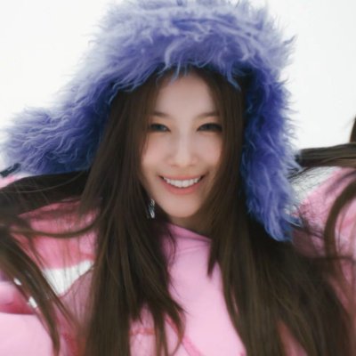 Sanaloverbb's profile picture. Just a simple Once:D
Sana my bias💜