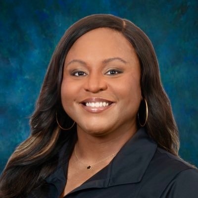 🌟@CyFairISD Communication Specialist 🌟Shining a light on memorable moments happening in CFISD 📸✍🏾 #SchoolPR Follow me on Instagram: CFISDBrittney B 📸