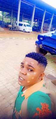Henry3196944830's profile picture. Manchester United no go kill me ooo