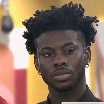 GiftGeorge2000's profile picture. 