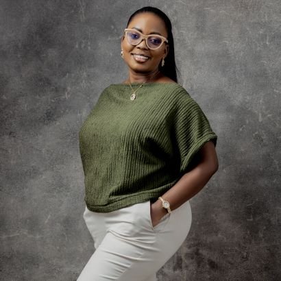 ayotolaide's profile picture. Fashion Designer ||
Bilingual Virtual Assistant ||
Customer Service Support ||
Social Media Support ||
Je parle Anglais et Français