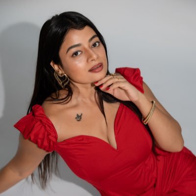 AnasuruNainika's profile picture. Dancer | Actor | Entrepreneur