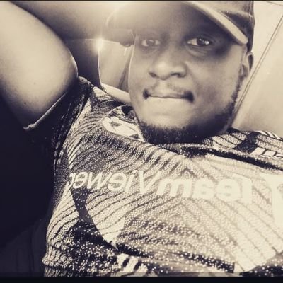 go getter💪;Never give up attitude;Unza graduate;Admin officer FQM; soccer fanatic;ManUtd fan;fpl addict🥴;series over movies;God over everything#lovelivelife😍