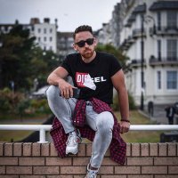 Hayden Lee (@javad55250352) 's Twitter Profile