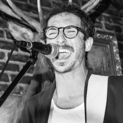 he/him // on tour with @elliotjamesreay opening for @bensonboone // chairman of the board @labreakfastclub