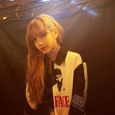 ymbeey's profile picture. Inesquecíveis sensações... Que sempre vão ficar, pra nos fazer lembrar,
dos sonhos, dos beijos... Tantos momentos bons.