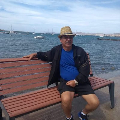 GusRod2122's profile picture. No vine a encajar, vine a romper esquemas.