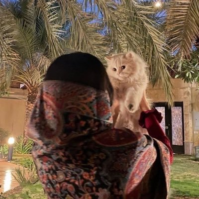 @KSAU_HS Alumna✨ | DMD | An artist who finds life in all kinds of art, and art in all kinds of life🤍