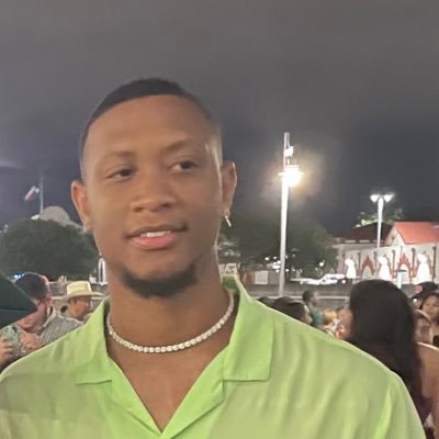 x_deezy's profile picture. 