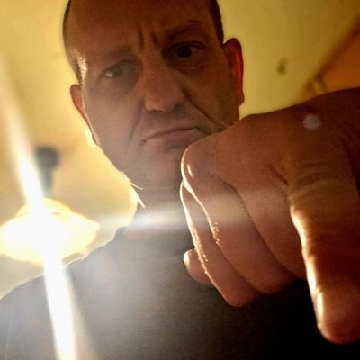 MarChol338433's profile picture. are all weak?