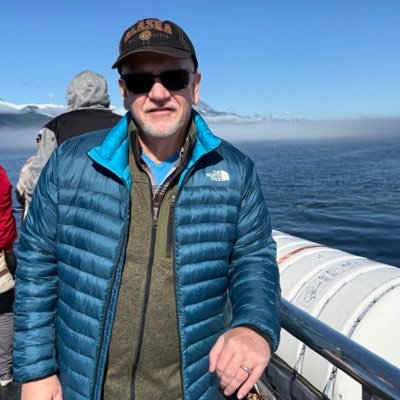 Christian/Husband/father/Grandpa. tells truth/jokes in love Fighting #Parkinsons #Dystonia Worked @ #Quotron, DLJ, #ESRI, #Reuters #Refinitiv and #LSEG