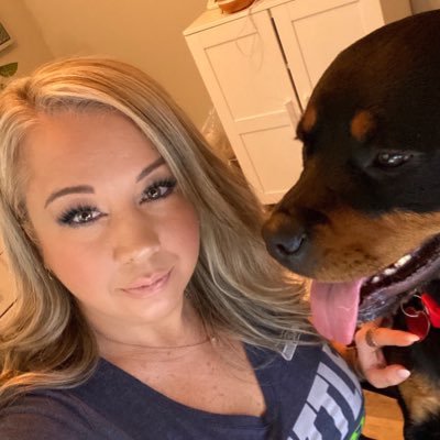 edavies3's profile picture. Seattle Sports Fan ! Currently in a toxic relationship with the Mariners 😩⚾️ ❤️Animal lover 🐶 Army💪🏼Veteran, I’m still with her! dogs are better than people