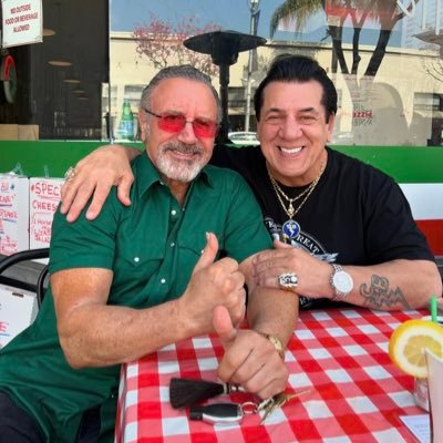 SandyLucia82421's profile picture. make friends and fun 🥰🥰