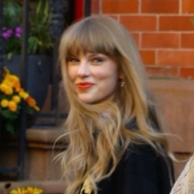 🍁🐈🍪swiftie⸆⸉ eras tour lyon n1 & 2 🤎⋆⭒˚.⋆ 🐿️The Life of a Showgirl out october 3 ❤️‍🔥