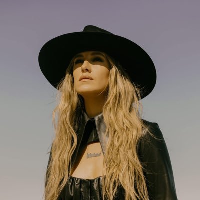 Somewhere Over Laredo and the Whirlwind (Deluxe) album are your new favorite listens E Musical Artist • Nashville, TN @ https://t.co/hR2UKxKTwp