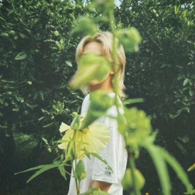 anothernajjj's profile picture. when everything hurts, I go back to you. My lifeline — #정한
@jeonghan_yoon