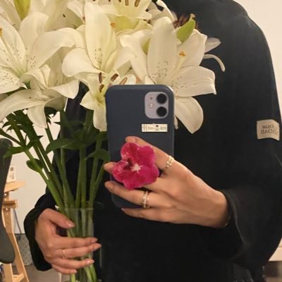 Losa_m1's profile picture. nurse intern | serene life | ethereal | gym girly | @BrunoMars @sza