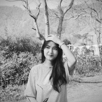 snilzs's profile picture. born to be ✤ mild, powered by ✶ naps & noodles ₊˚