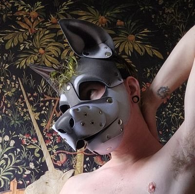 |⚠️18+⚠️ | 🇨🇦 | 23 | Bisexual/Polyam🌈 | Switch |✨️ Kink friendly | 🟦☁️ - Muttypaws