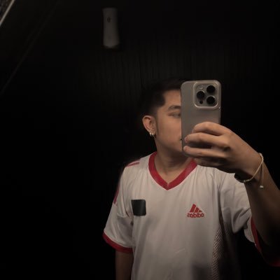 yienmusic's profile picture. music hates me