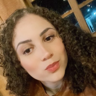 22 years ❤️ I purple you ❤️ I`ve never been a natural all o do is try try try 🌑🍂 Libriana ♎ Administração FAE 📚