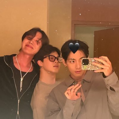 my youth is yours 💜🐨🐹🐱🐿🐣🐻🐰 💜 your live, so I love. #Anchiireview
