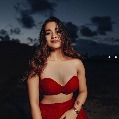 Gaajileela's profile picture. Actress fetish 🥵😬