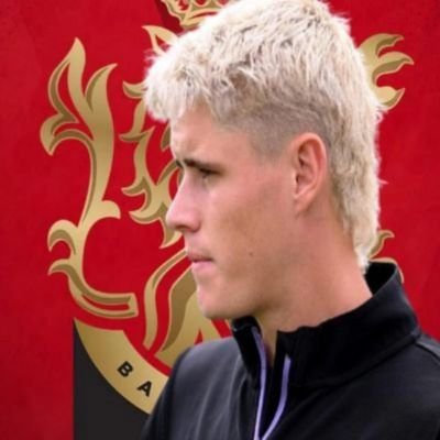 luxesdive_2's profile picture. `