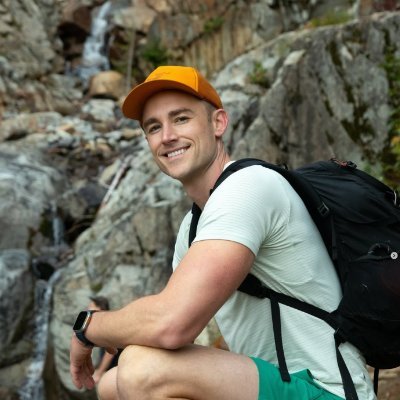 Product Comms @AnthropicAI | Mostly the latest on @Claudeai | Opinions my own | Prev: Netflix and Quibi (lol)