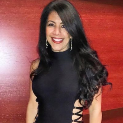 Enamorada hasta la médula De Dios y mi Familia 🙏🏻. Uribista 💯
