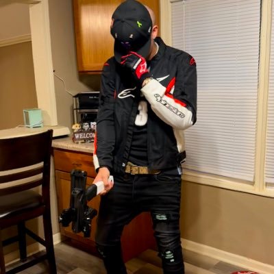 6’1” || Mixed Race || 30 || Entrepreneur || Catholic SOLDIER OF CHRIST MY SAVIOR🪽🥷🏼 Psalm 18:37 ⚔️ Isaiah 54:17 ❤️🔥 Romans 8:28 🤲🏼 Jesus is King ♛