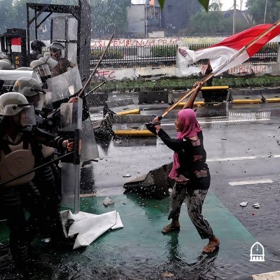 selamanyaacab's profile picture. Perlu dicamkan #yangbaikhanyaoknum 👌 Justice? wait, viral first