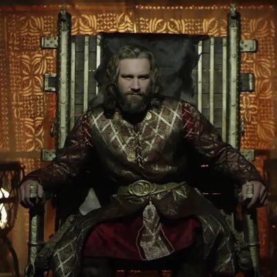 dukeofmomoney's profile picture. Rules the dukedom of politics, prophecy, and crypto
